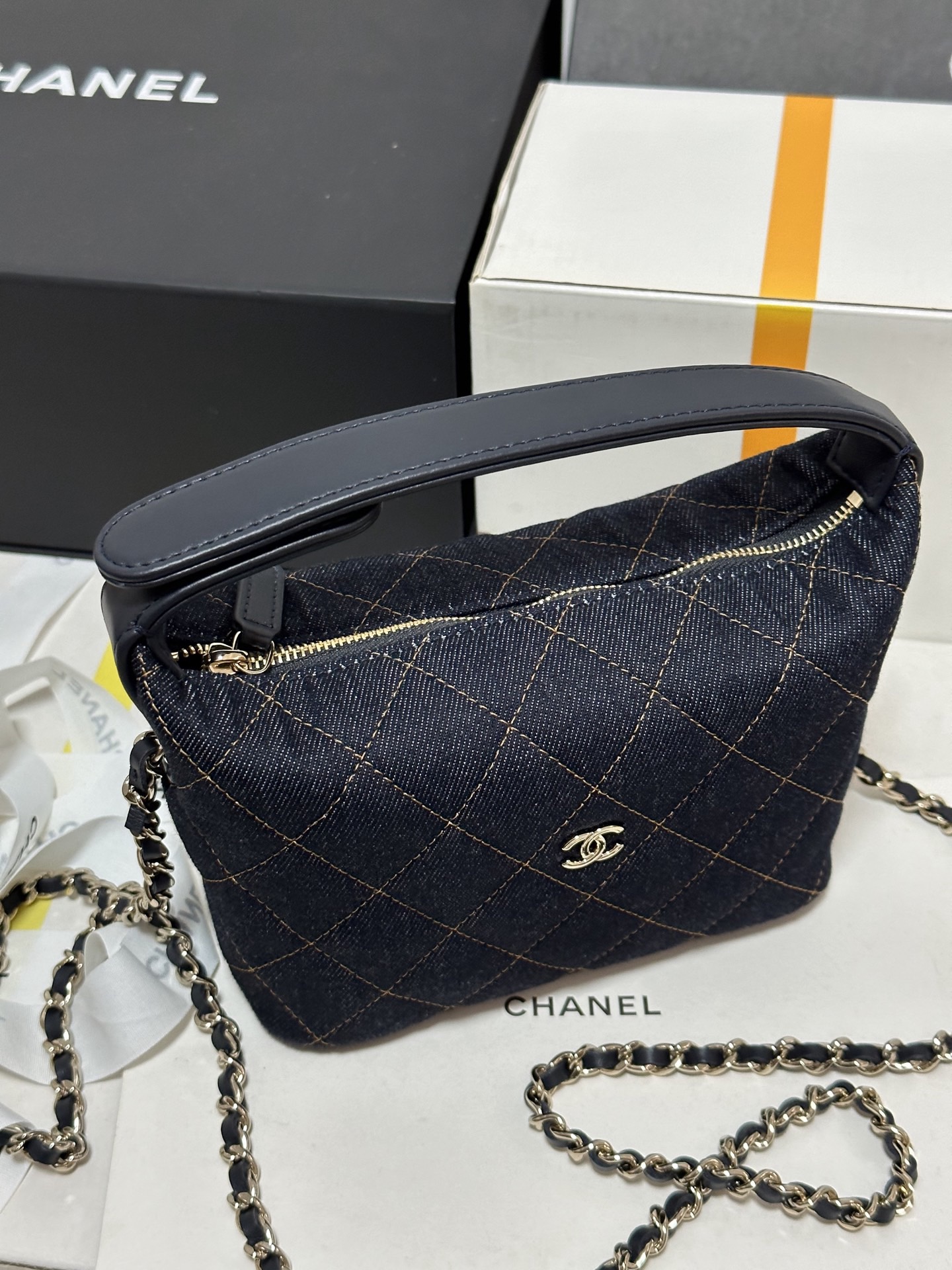 💥Chanel 261 Dark Blue Denim R&B Box Bag Limited Edition (26 items)