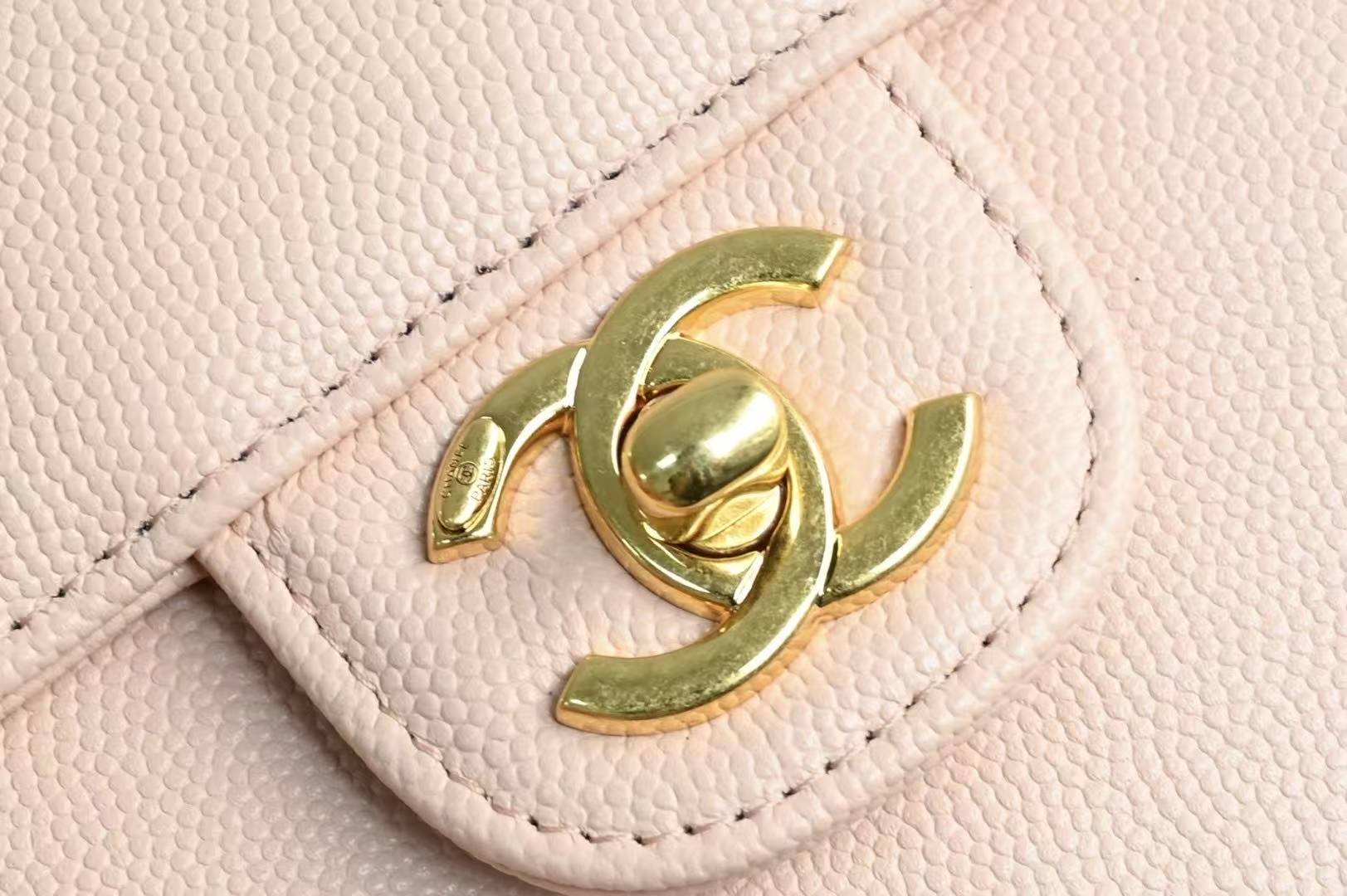 Brand new arrival 🆕𝗖𝗛𝗔𝗡𝗘* 𝟮𝟲𝗣 series  𝟮𝟲𝗣 𝙋𝙧𝙚𝙥𝙥𝙮 𝙘𝙤𝙘𝙤 Underarm bag, pink, large size