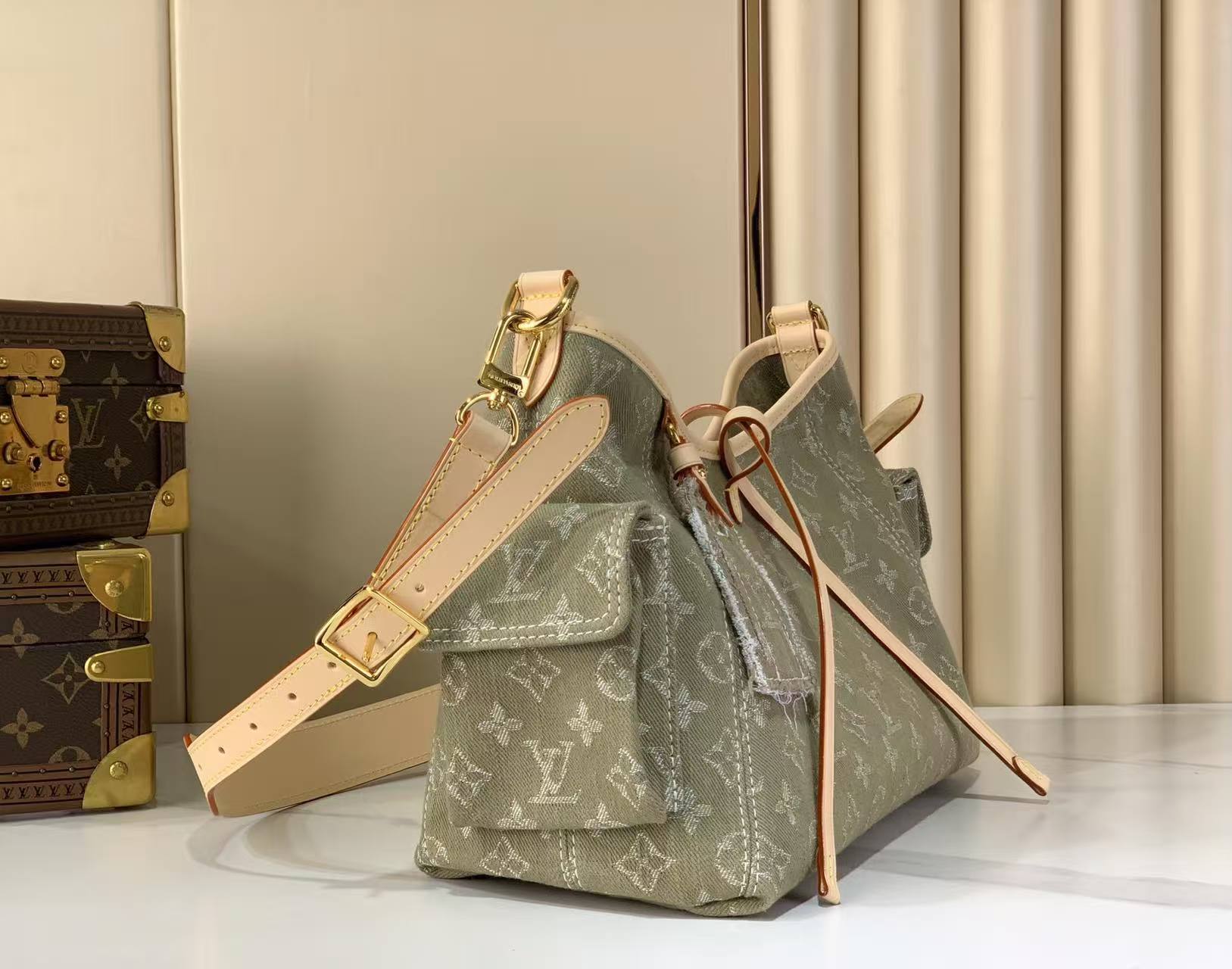 LV Carryall Cargo PM (item number M27623 khaki green denim)