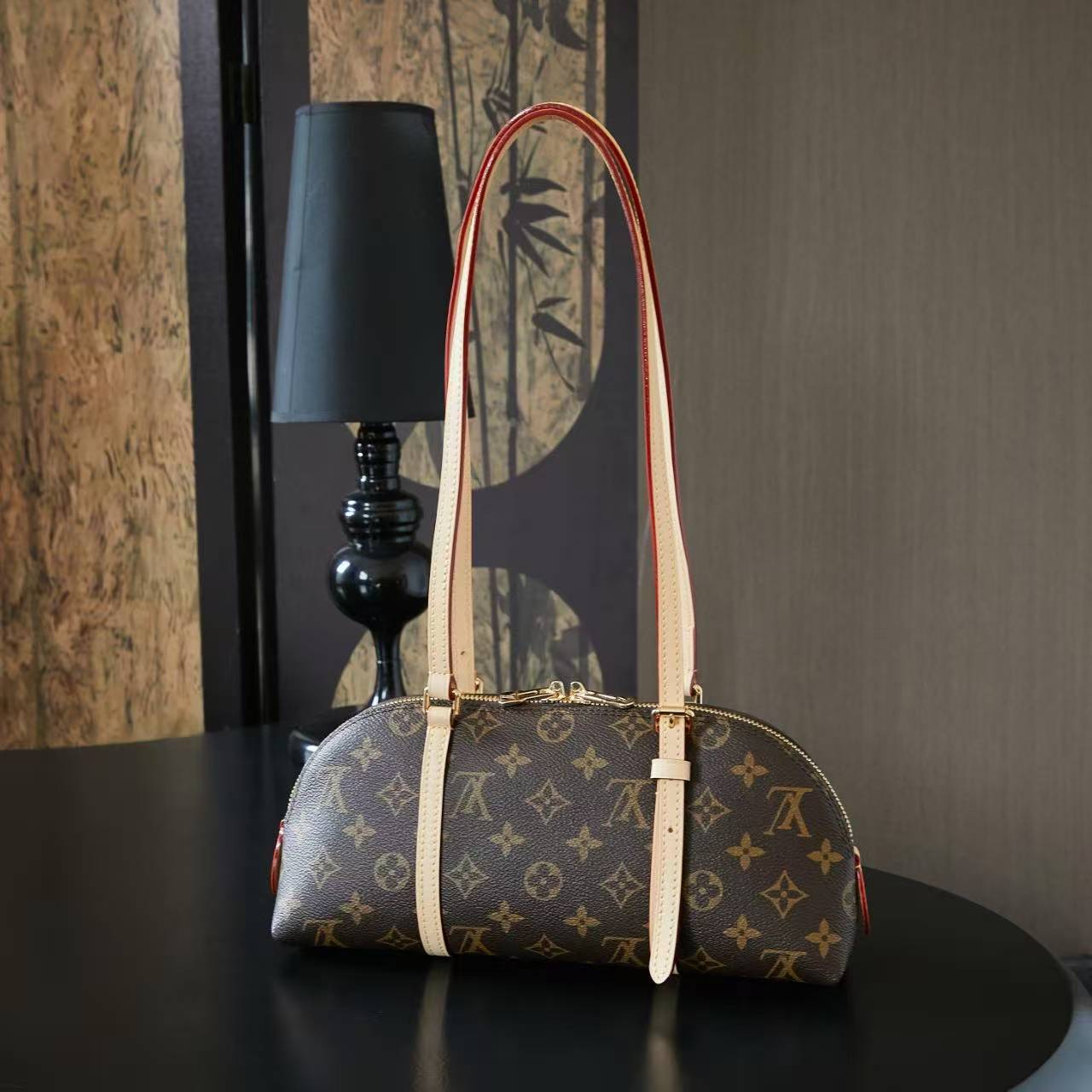 SQUIRE EAST WEST handbag