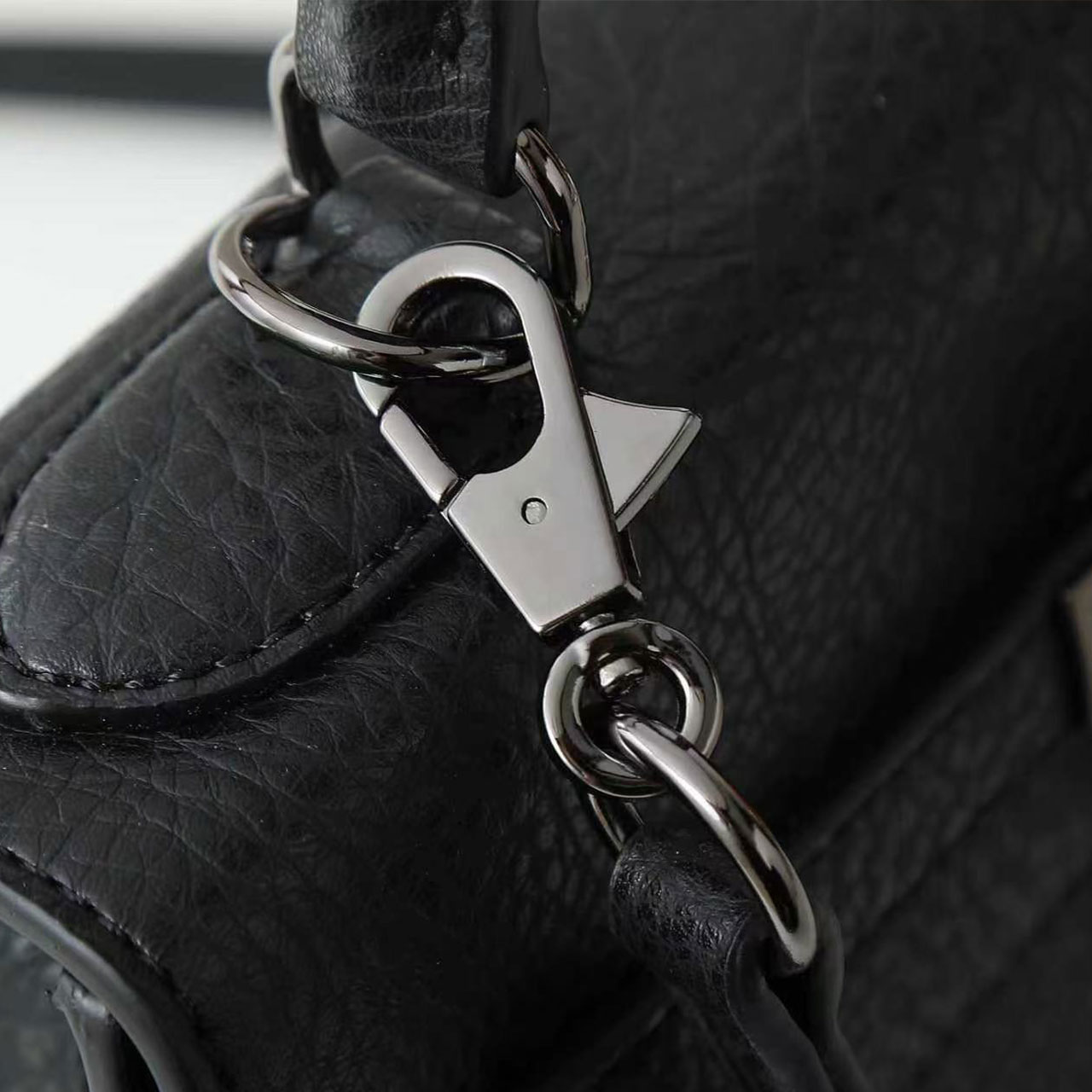 Herm è s Kelly 25 Black Togo Leather Silver Buckle Handbag