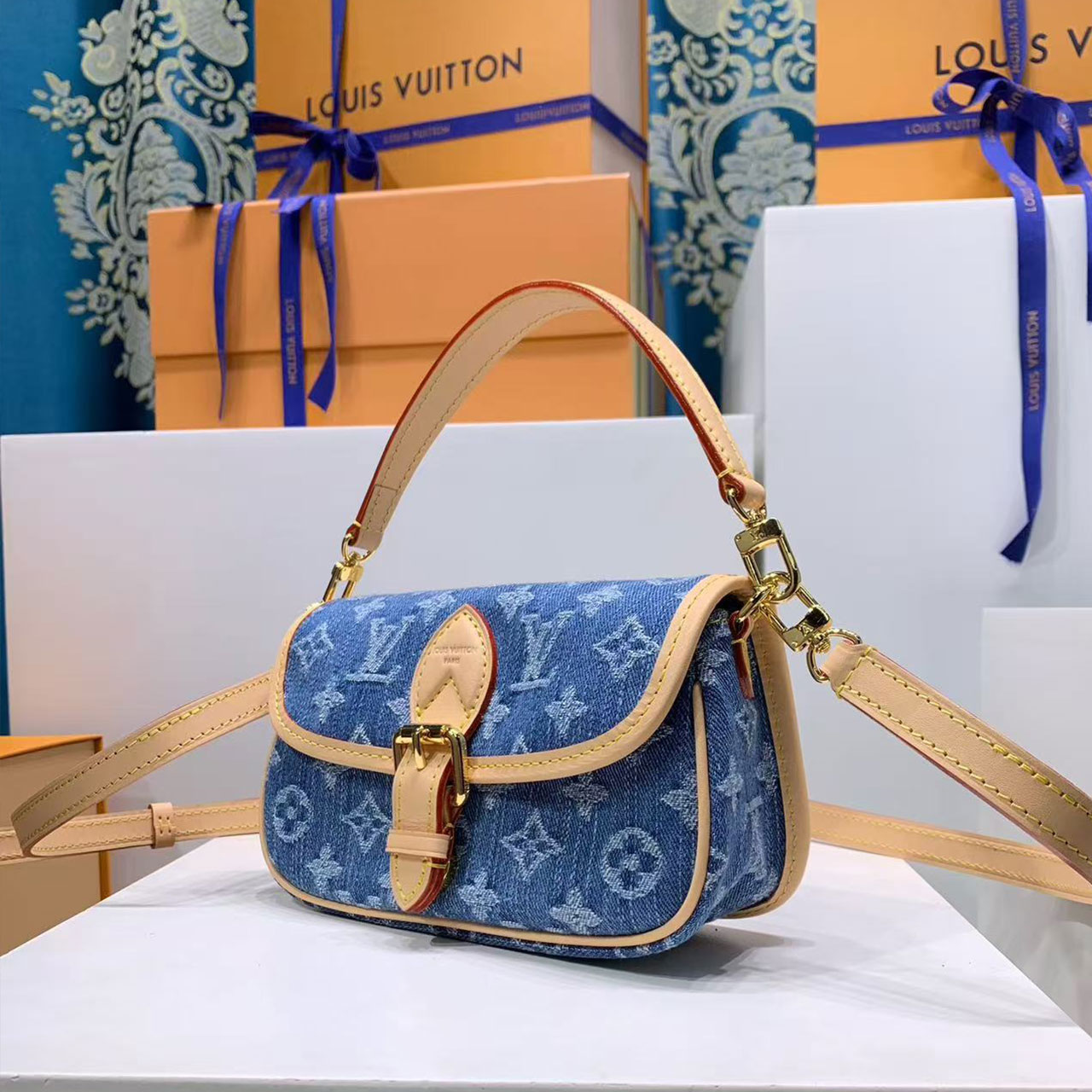 LV retro washed denim vintage flower stick armpit bag